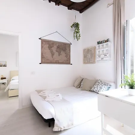 White Ostilia * ローマ