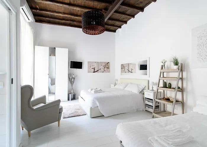 White Ostilia Apartman *