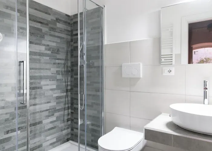 White Ostilia Apartman Róma