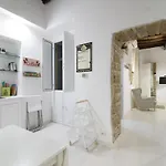 White Ostilia * Řím