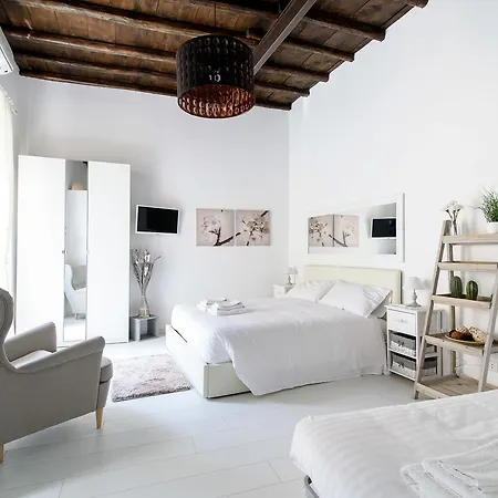 White Ostilia Apartmán *