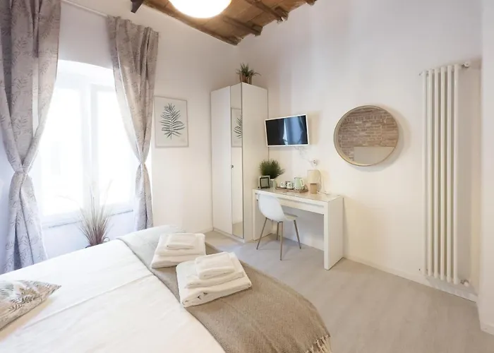 Apartamento White Ostilia Roma