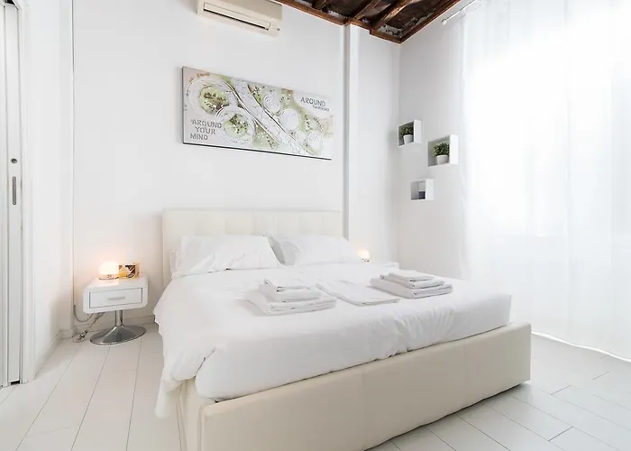 White Ostilia * Roma